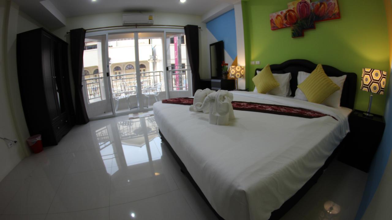 Tulip Inn Patong Екстериор снимка